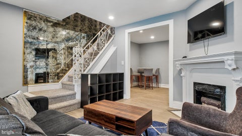 Townhouse For Rent - 5825 Norfolk Street<br/> Philadelphia County, PHILADELPHIA, PA 19143