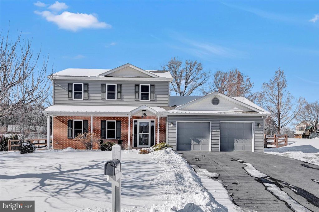 Photo of 1384 Perry Drive, DENVER, PA 17517 (MLS # PALA2063218)