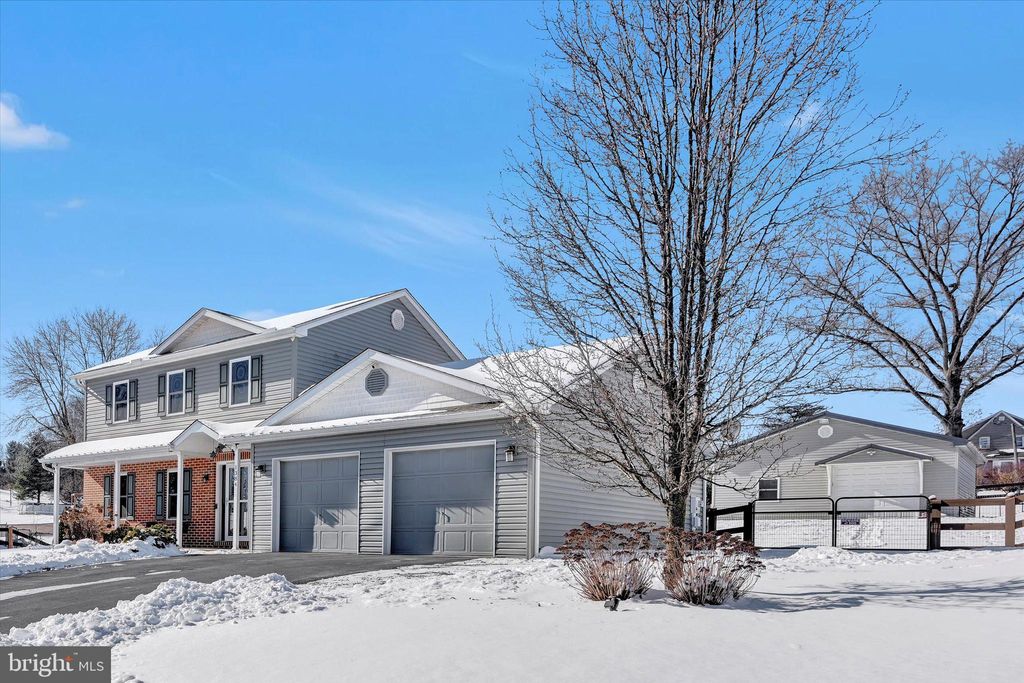 Photo of 1384 Perry Drive, DENVER, PA 17517 (MLS # PALA2063218)