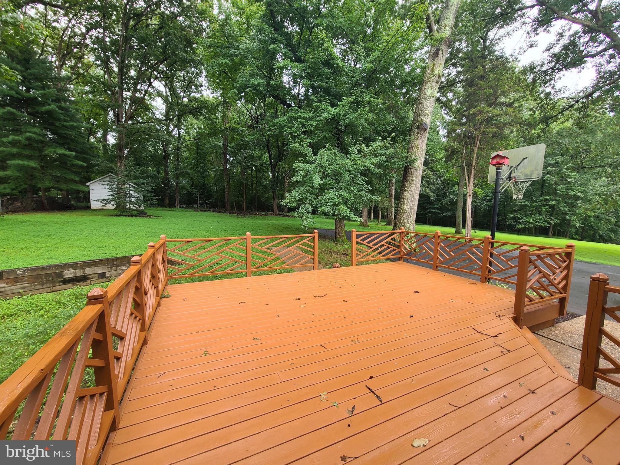 SPRINGWOOD - Residential Lease