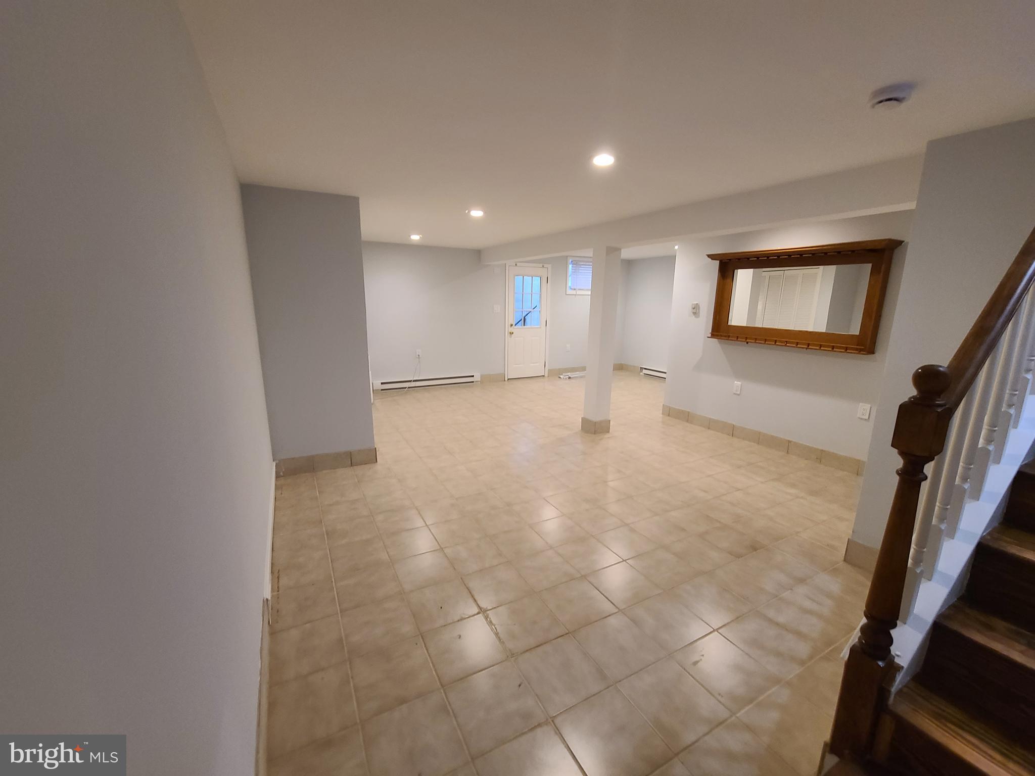 SPRINGWOOD - Residential Lease