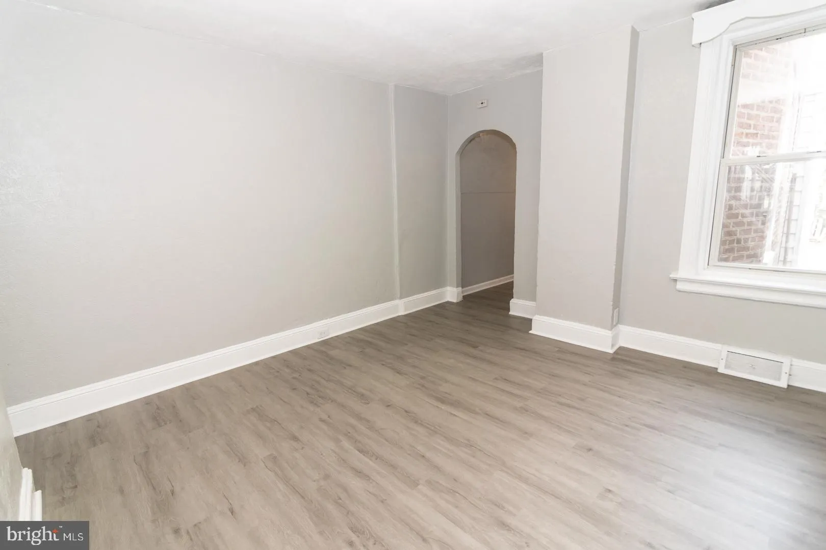 Trenton, New Jersey 08611, United States, 3 Bedrooms Bedrooms, ,1 BathroomBathrooms,Residential,Pending,200954