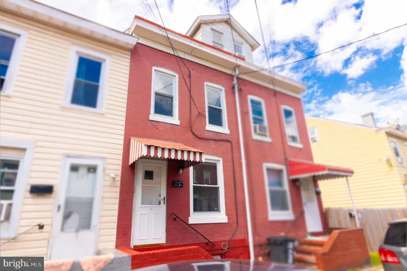 Trenton, New Jersey 08611, United States, 3 Bedrooms Bedrooms, ,1 BathroomBathrooms,Residential,Pending,200954