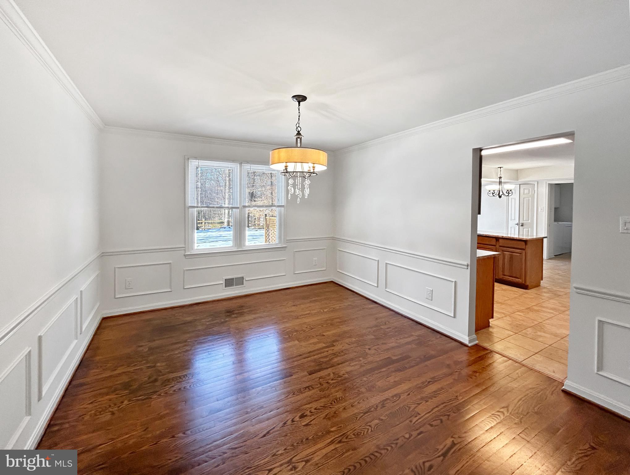 FAIRFAX STATION - Residential Lease