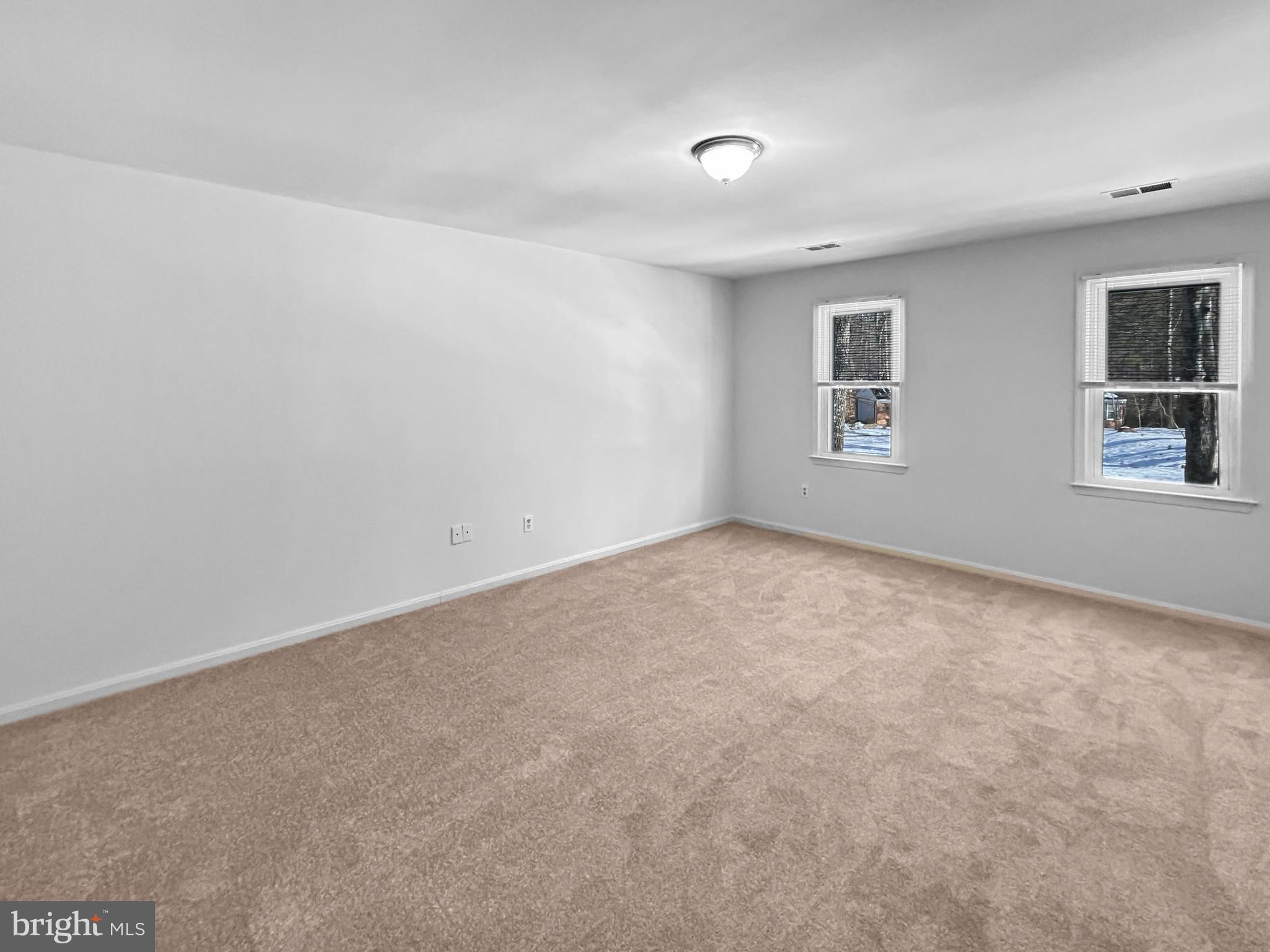 FAIRFAX STATION - Residential Lease