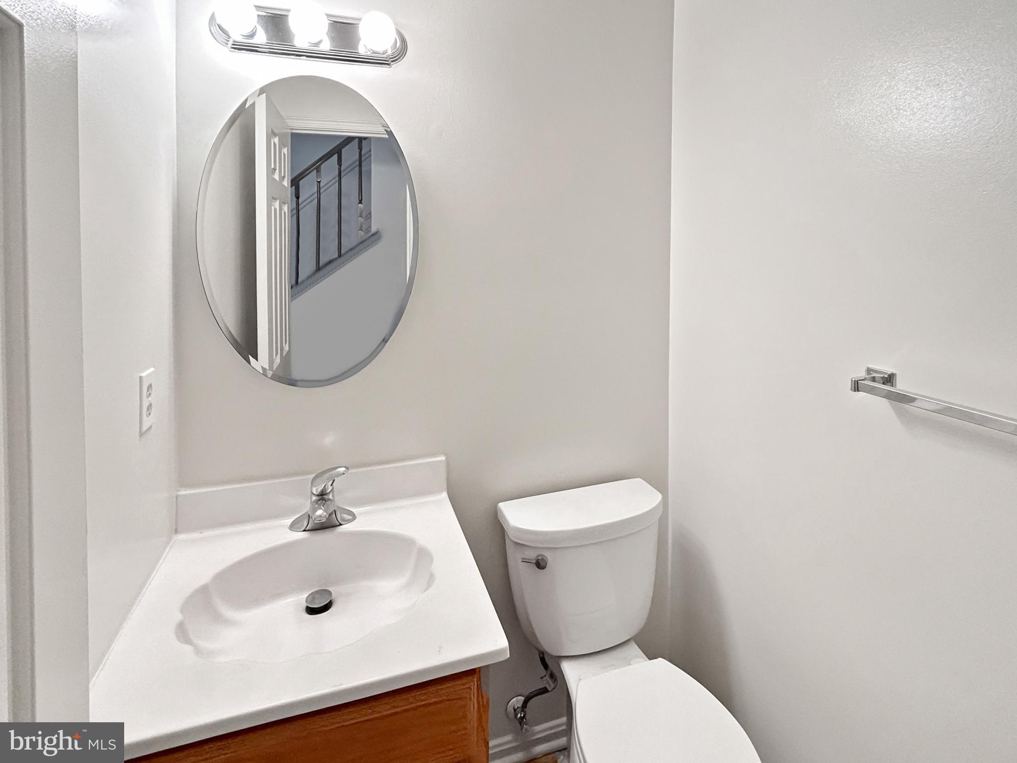 FAIRFAX STATION - Residential Lease