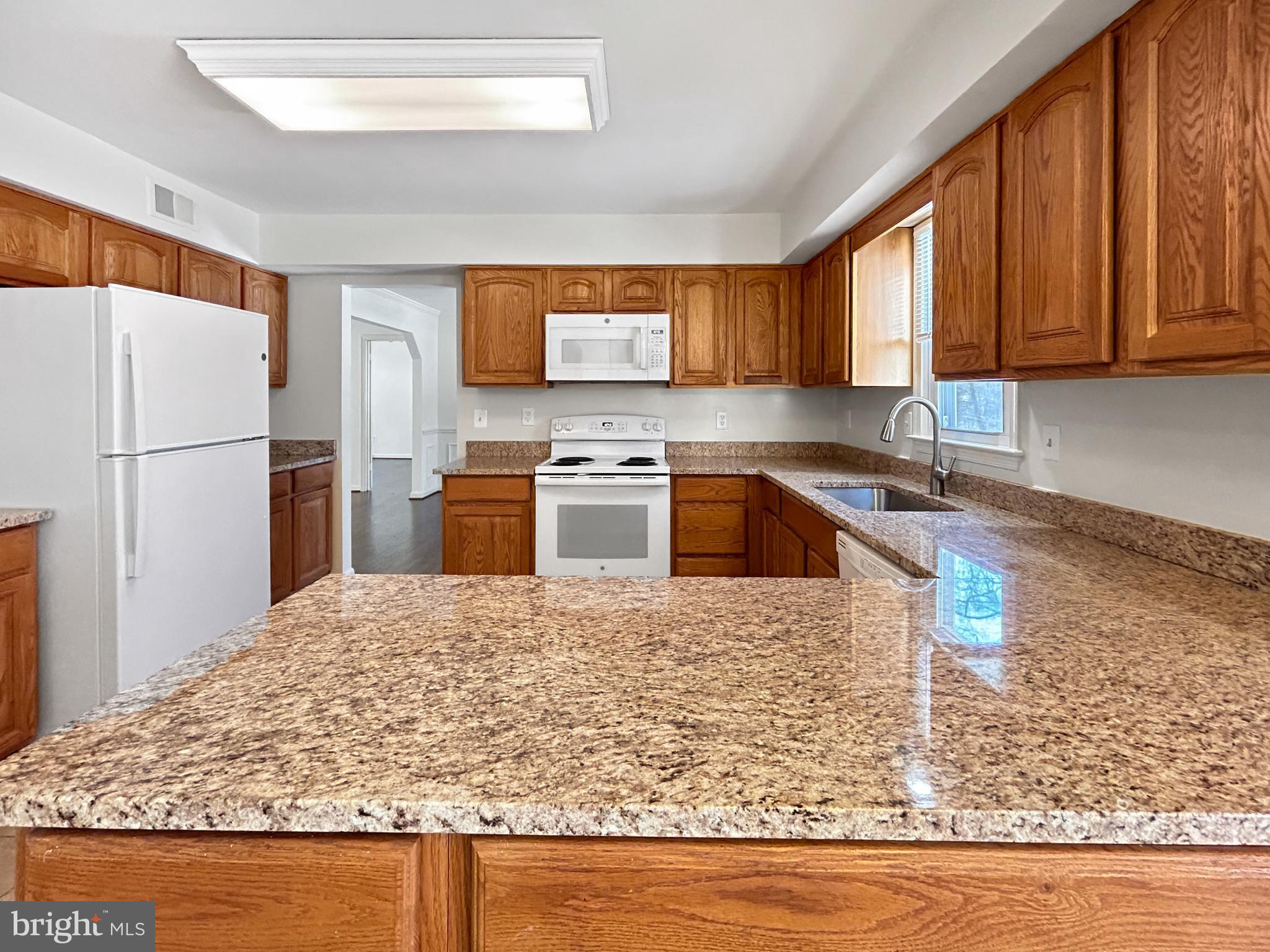 FAIRFAX STATION - Residential Lease