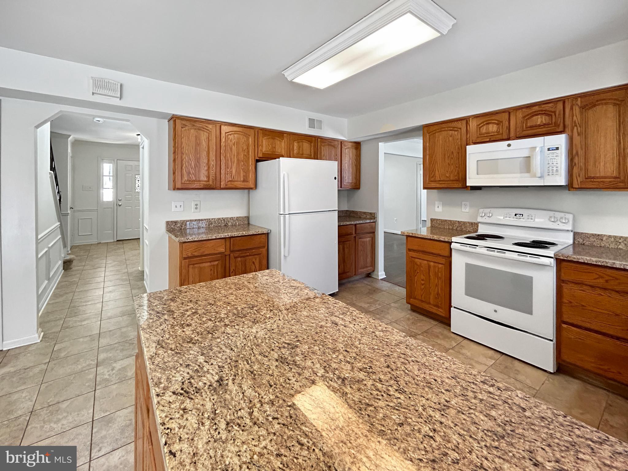 FAIRFAX STATION - Residential Lease