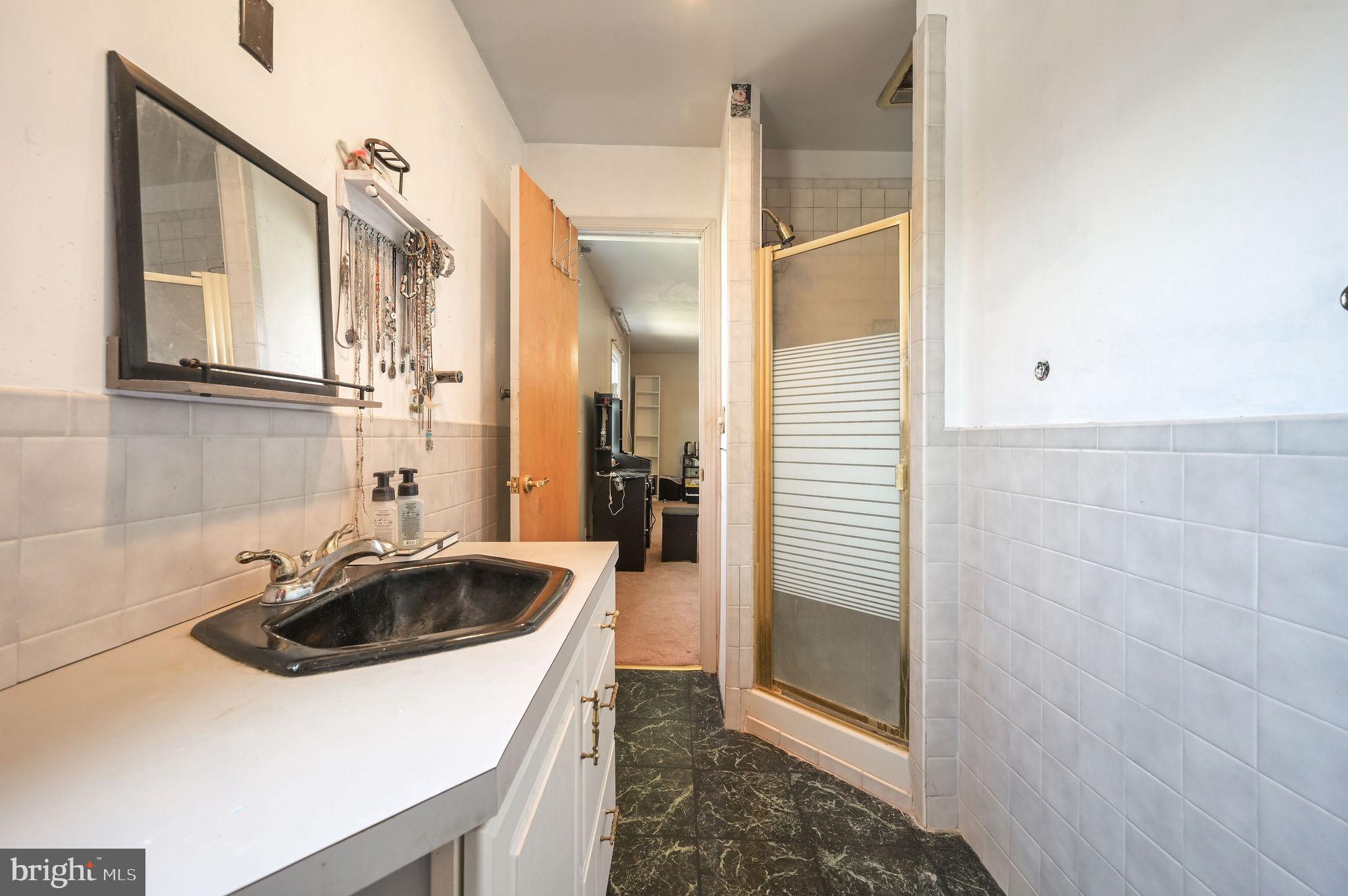 EDEN ROCK - Residential