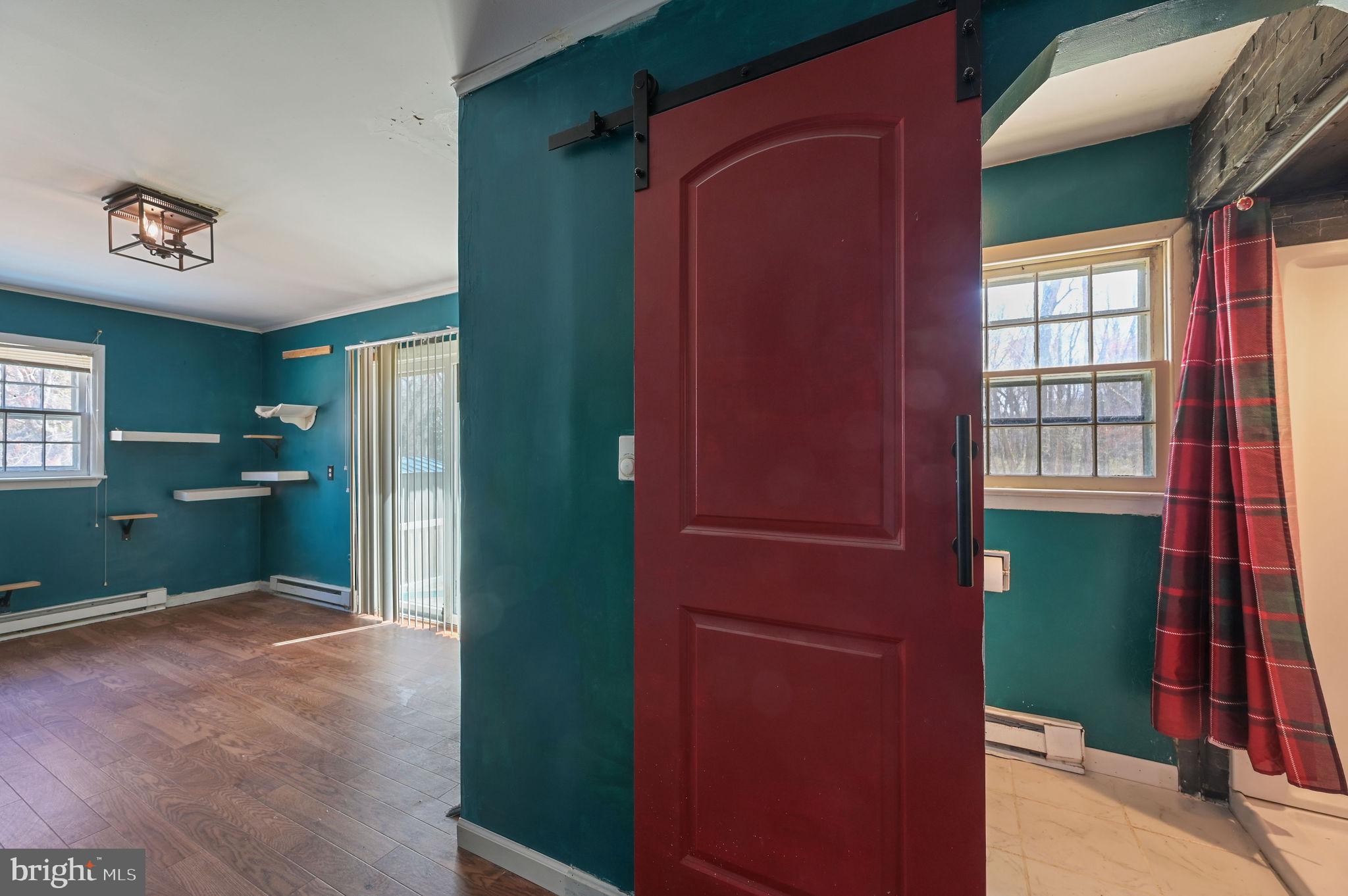 EDEN ROCK - Residential