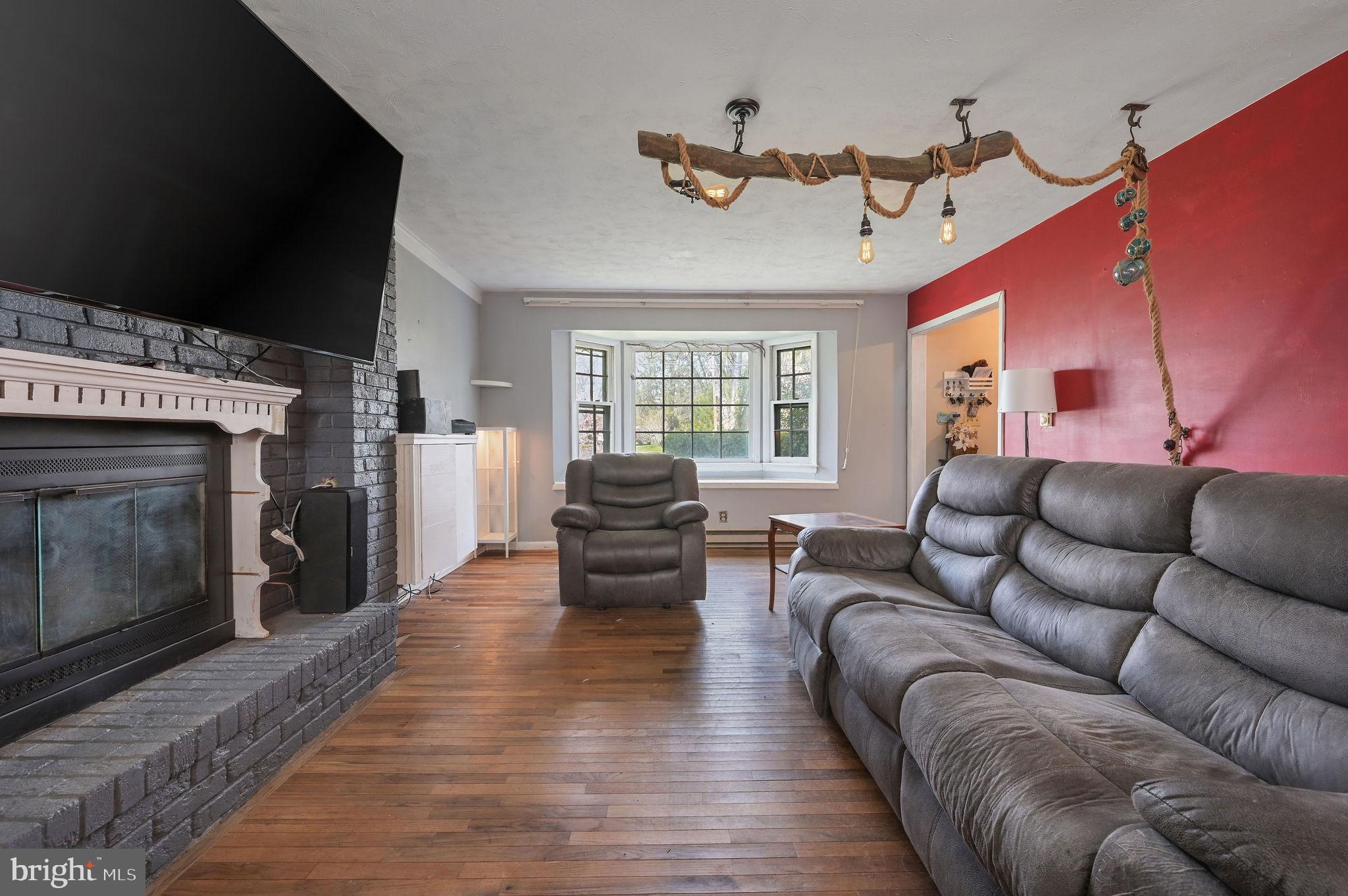 EDEN ROCK - Residential