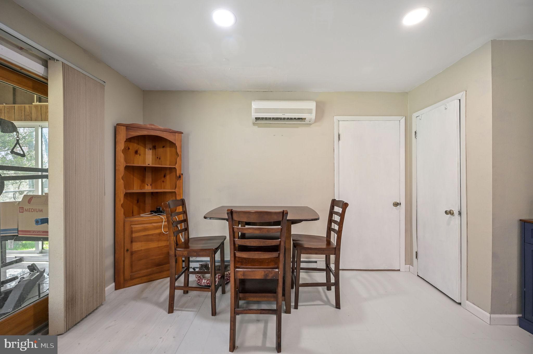 EDEN ROCK - Residential