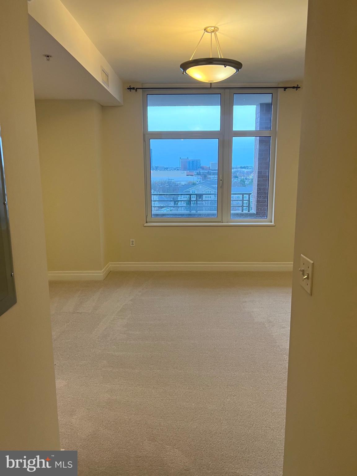 ONE PARK CREST CONDOMINIUM - Residential