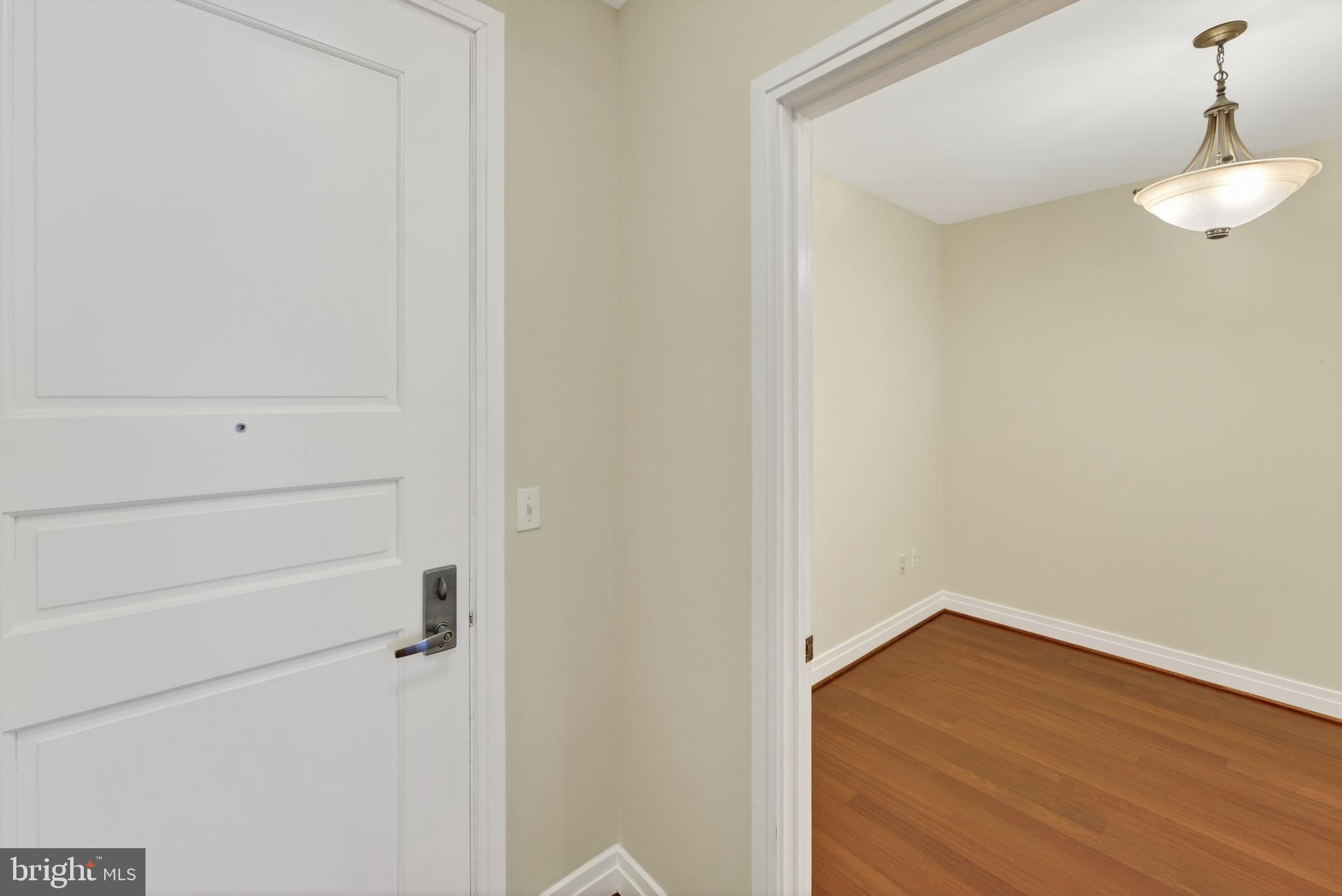 ONE PARK CREST CONDOMINIUM - Residential