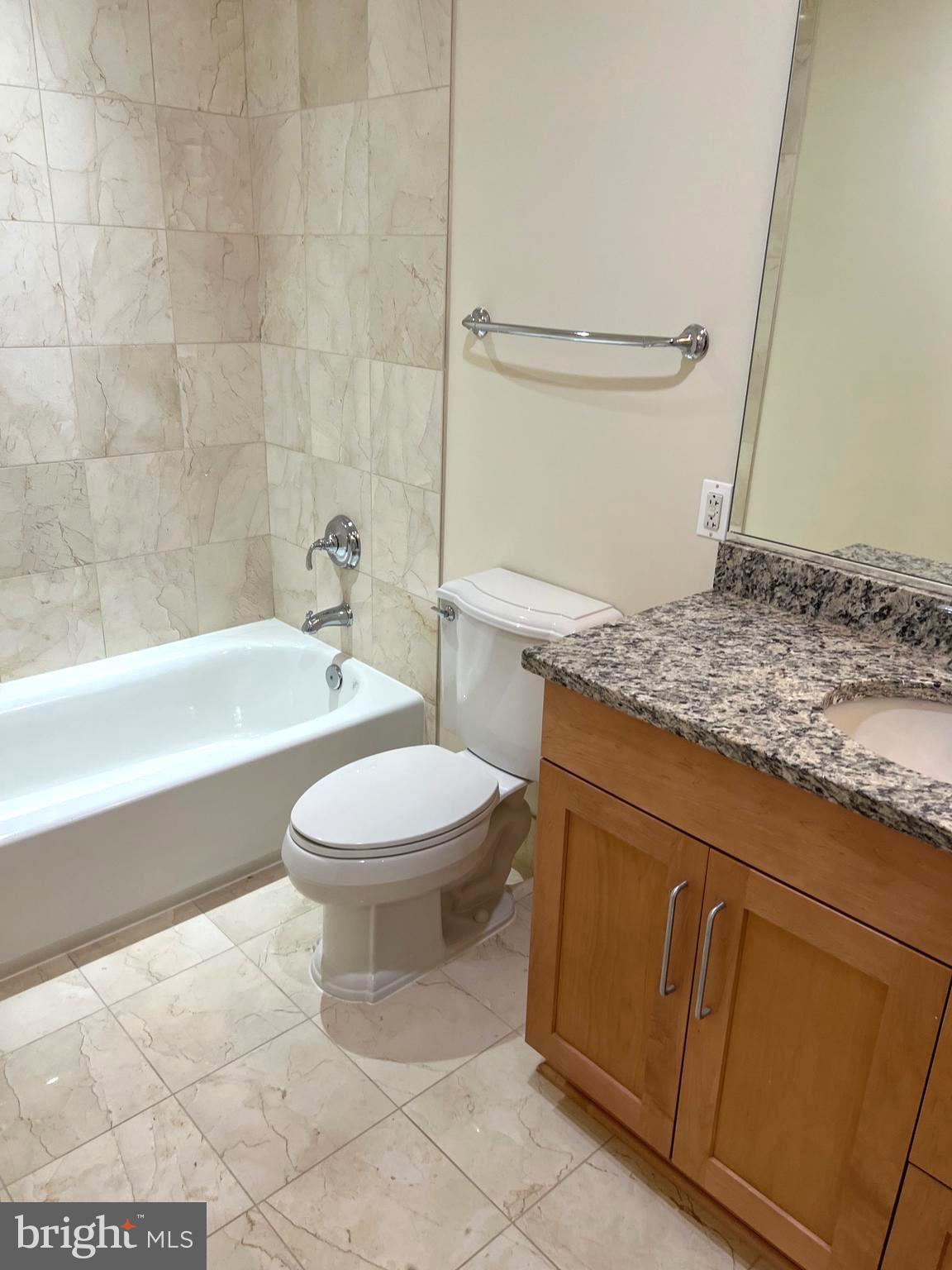 ONE PARK CREST CONDOMINIUM - Residential