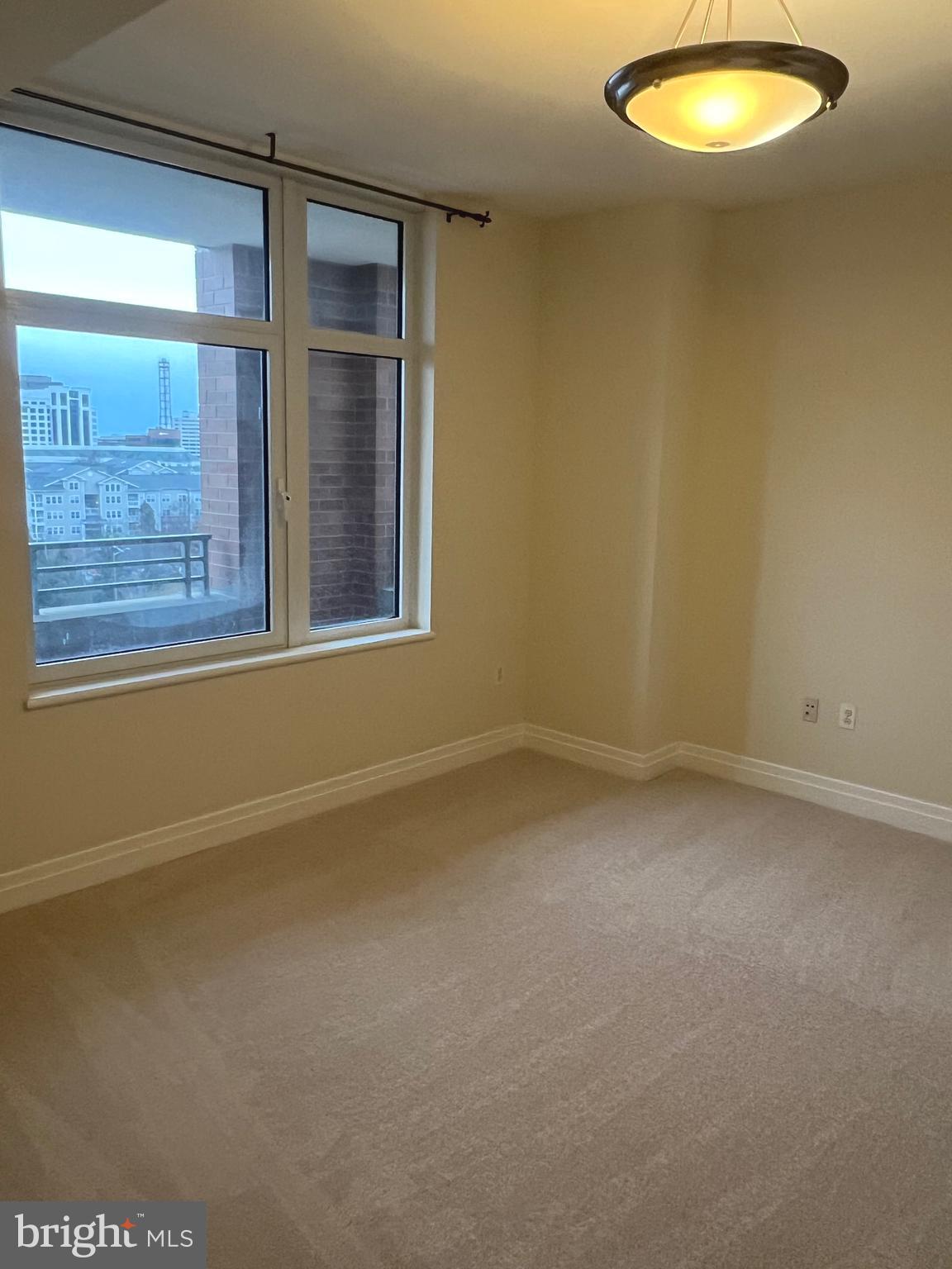 ONE PARK CREST CONDOMINIUM - Residential