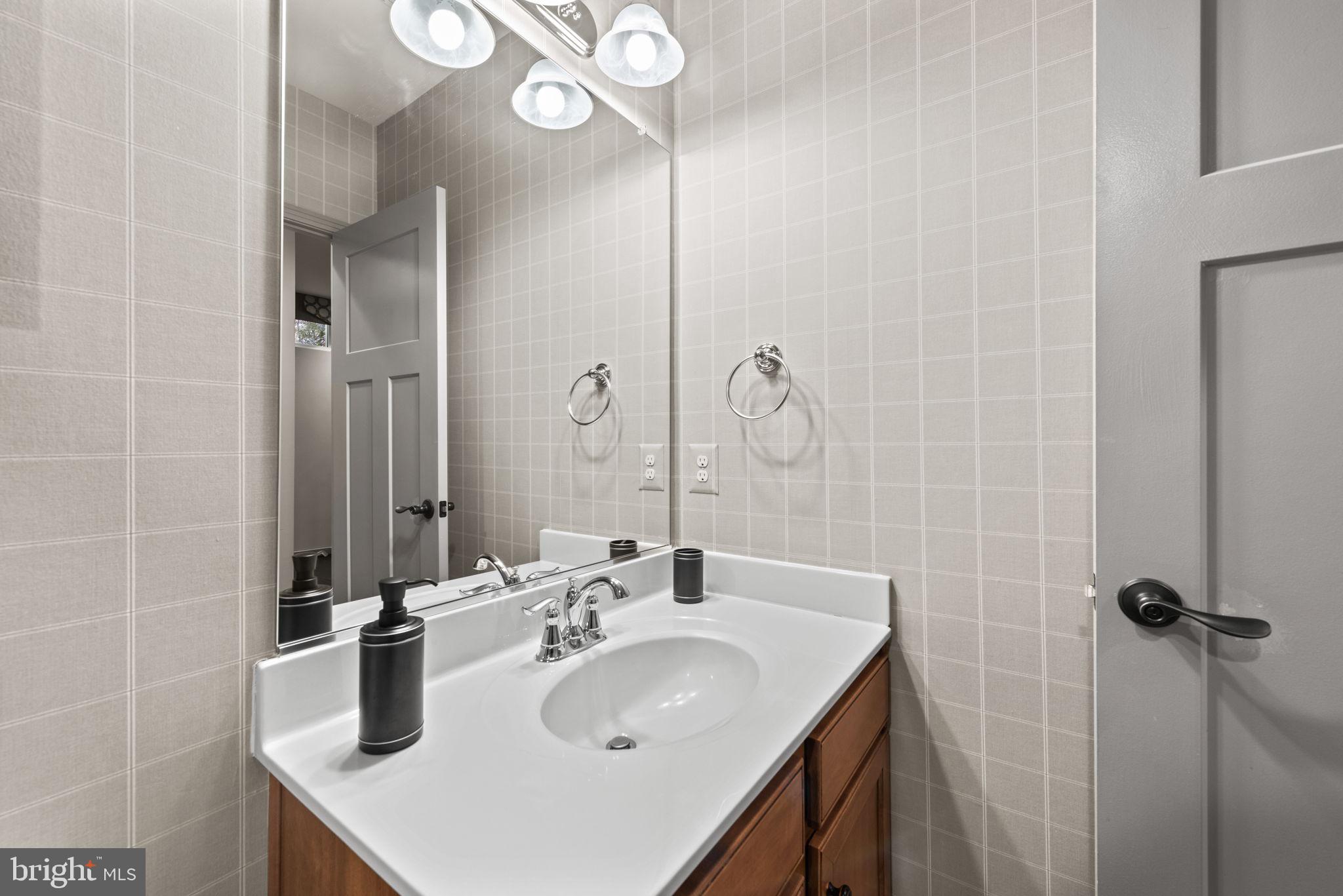 CABIN BRANCH - Residential