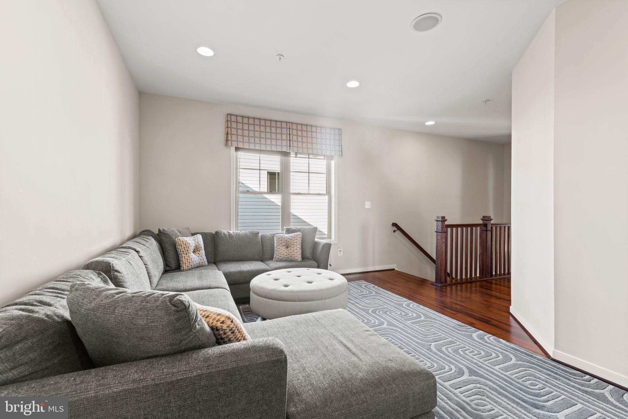 CABIN BRANCH - Residential