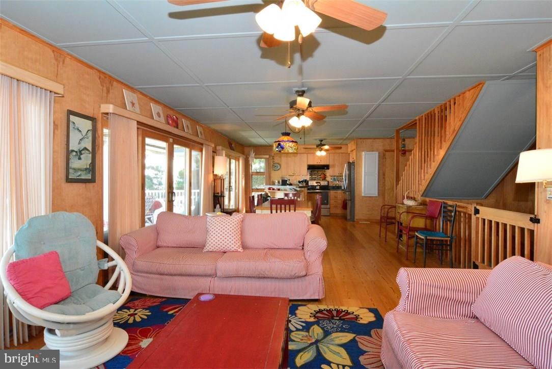 MIDDLESEX BEACH - Residential