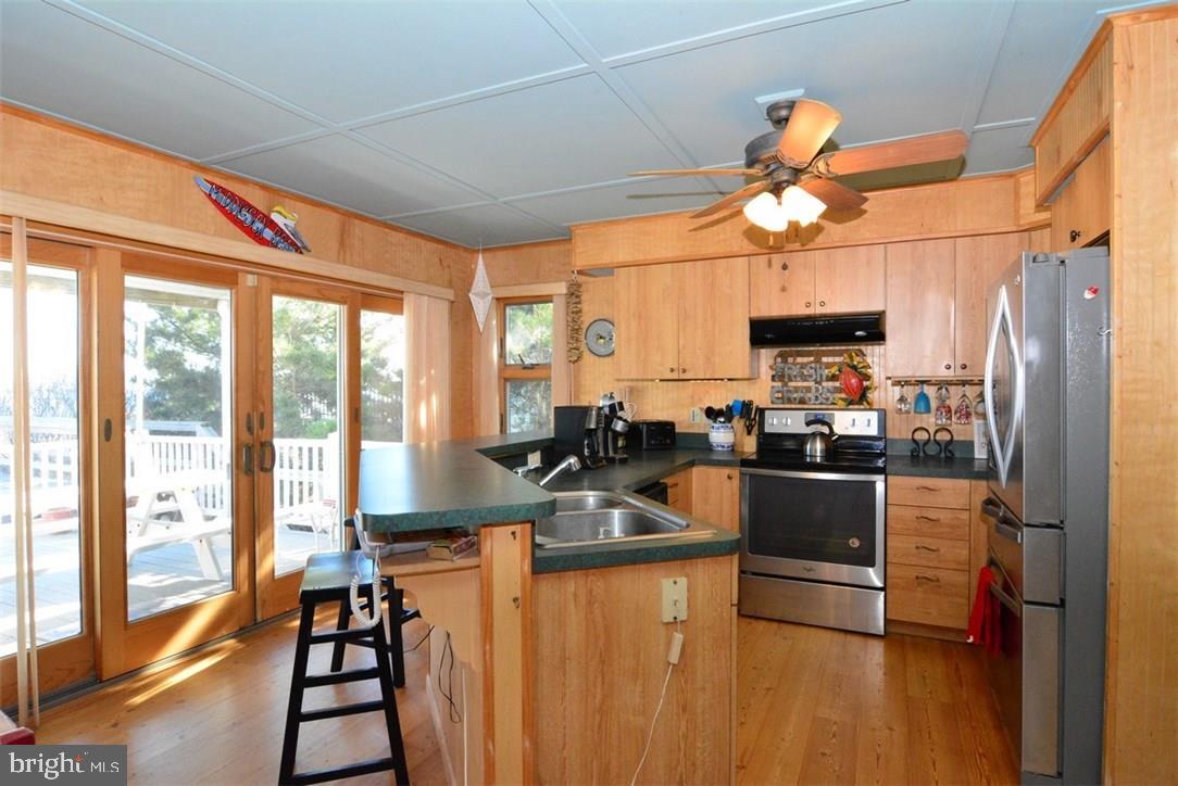 MIDDLESEX BEACH - Residential