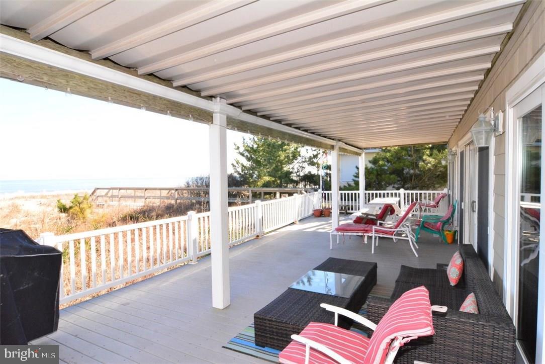 MIDDLESEX BEACH - Residential