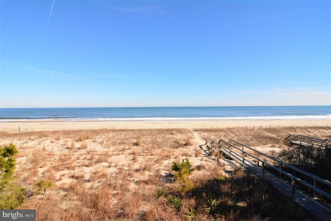 MIDDLESEX BEACH - Residential