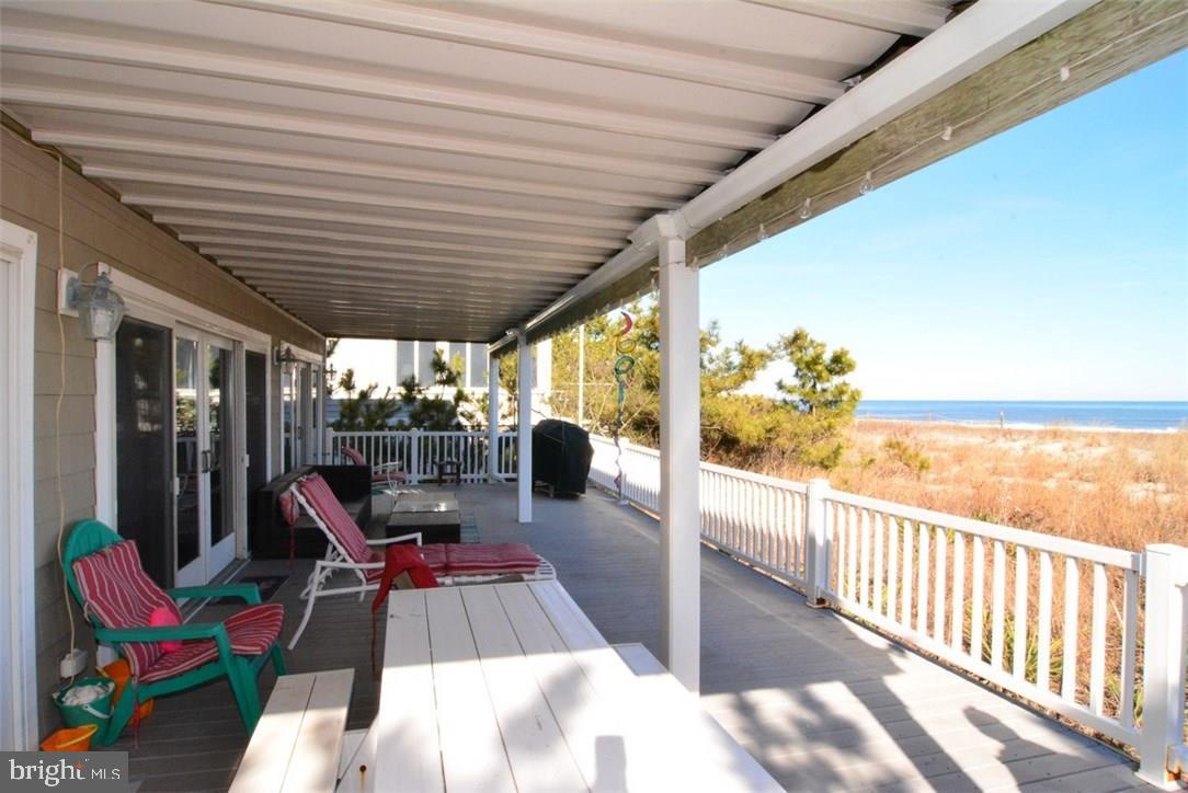 MIDDLESEX BEACH - Residential