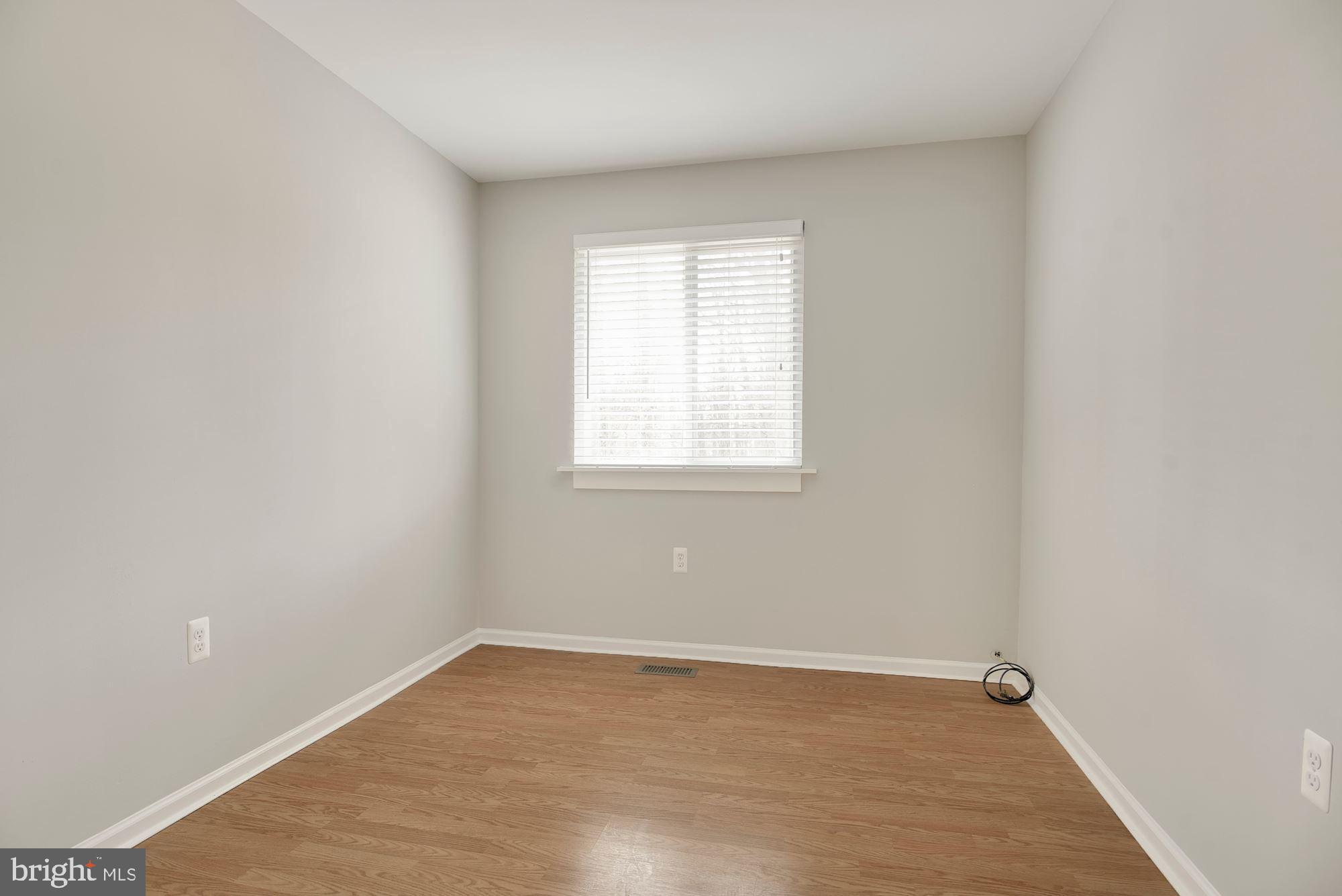 DEERFIELD - Residential Lease