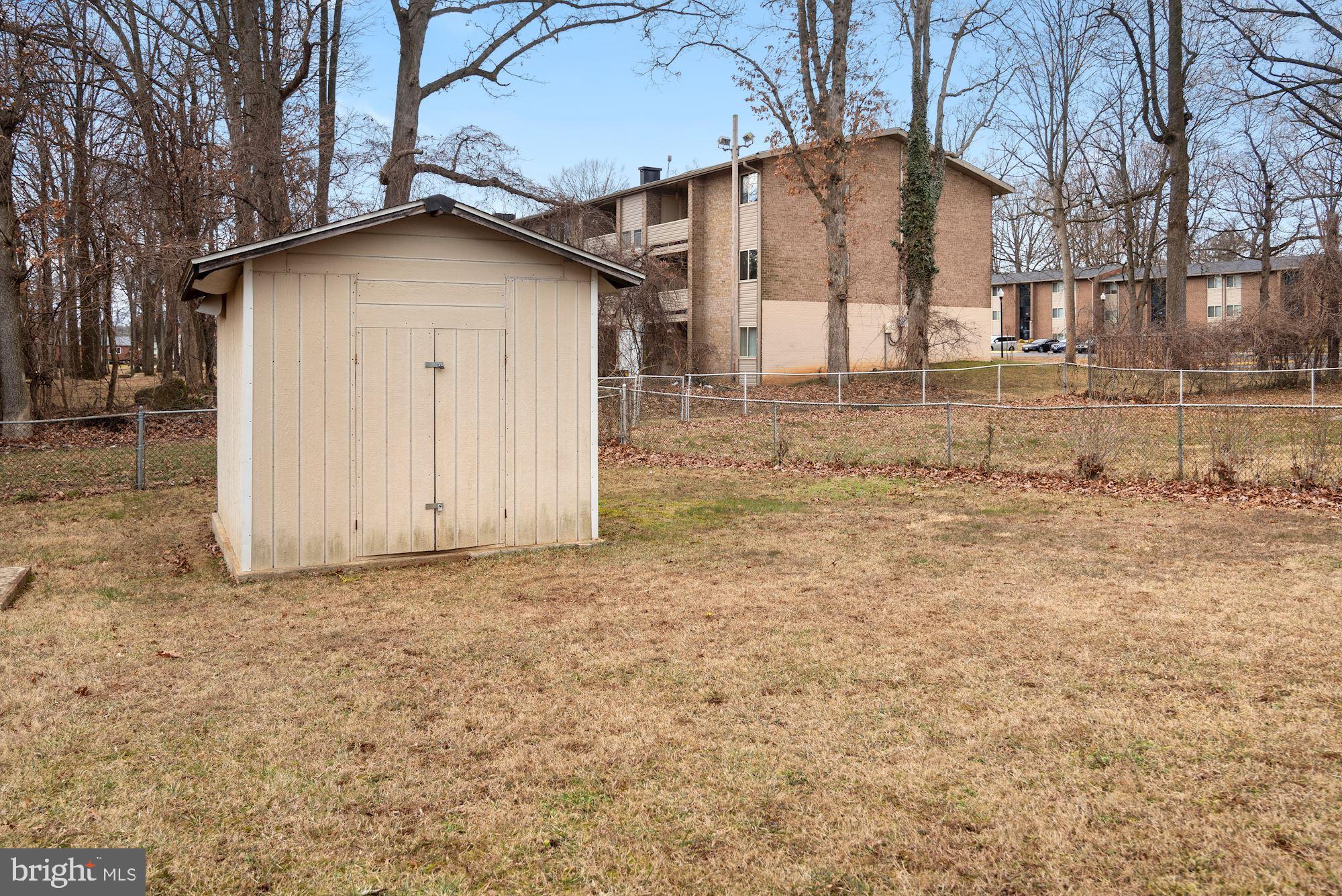 DEERFIELD - Residential Lease