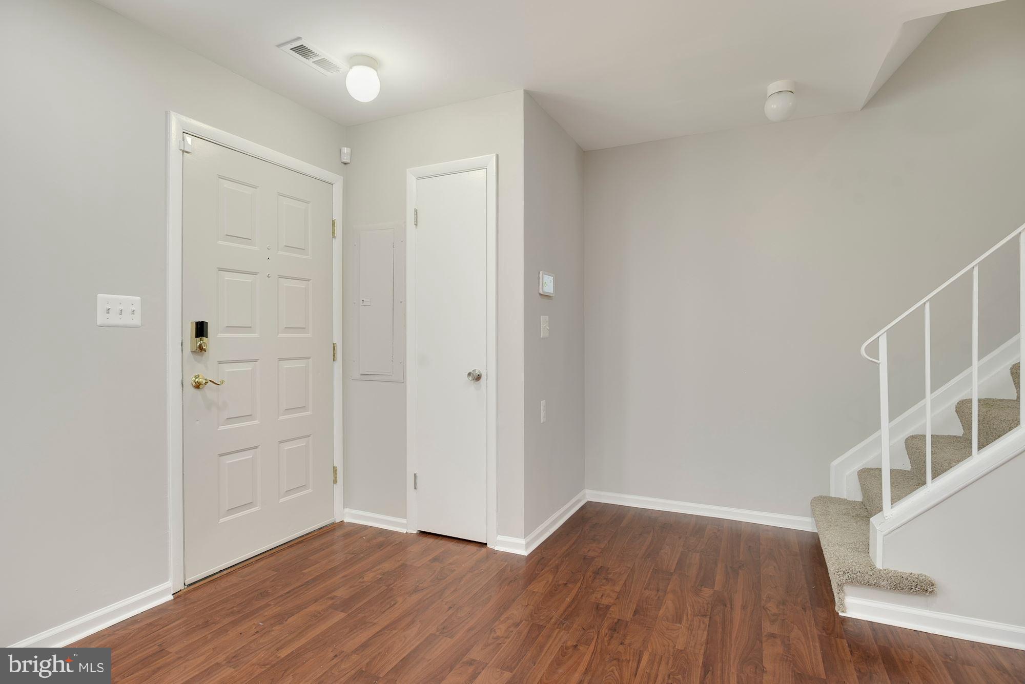 DEERFIELD - Residential Lease