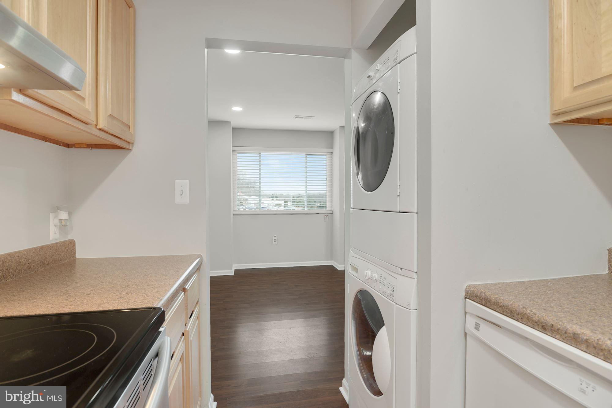 DEERFIELD - Residential Lease