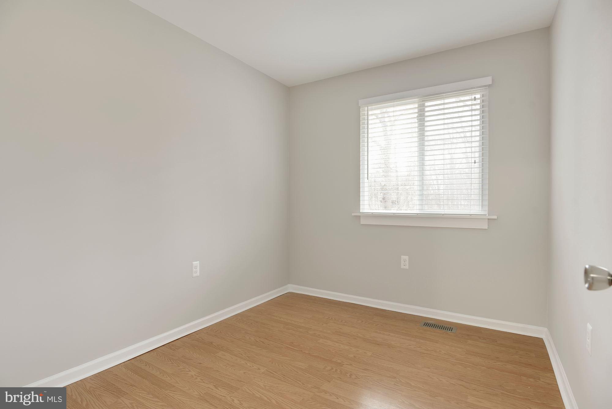 DEERFIELD - Residential Lease