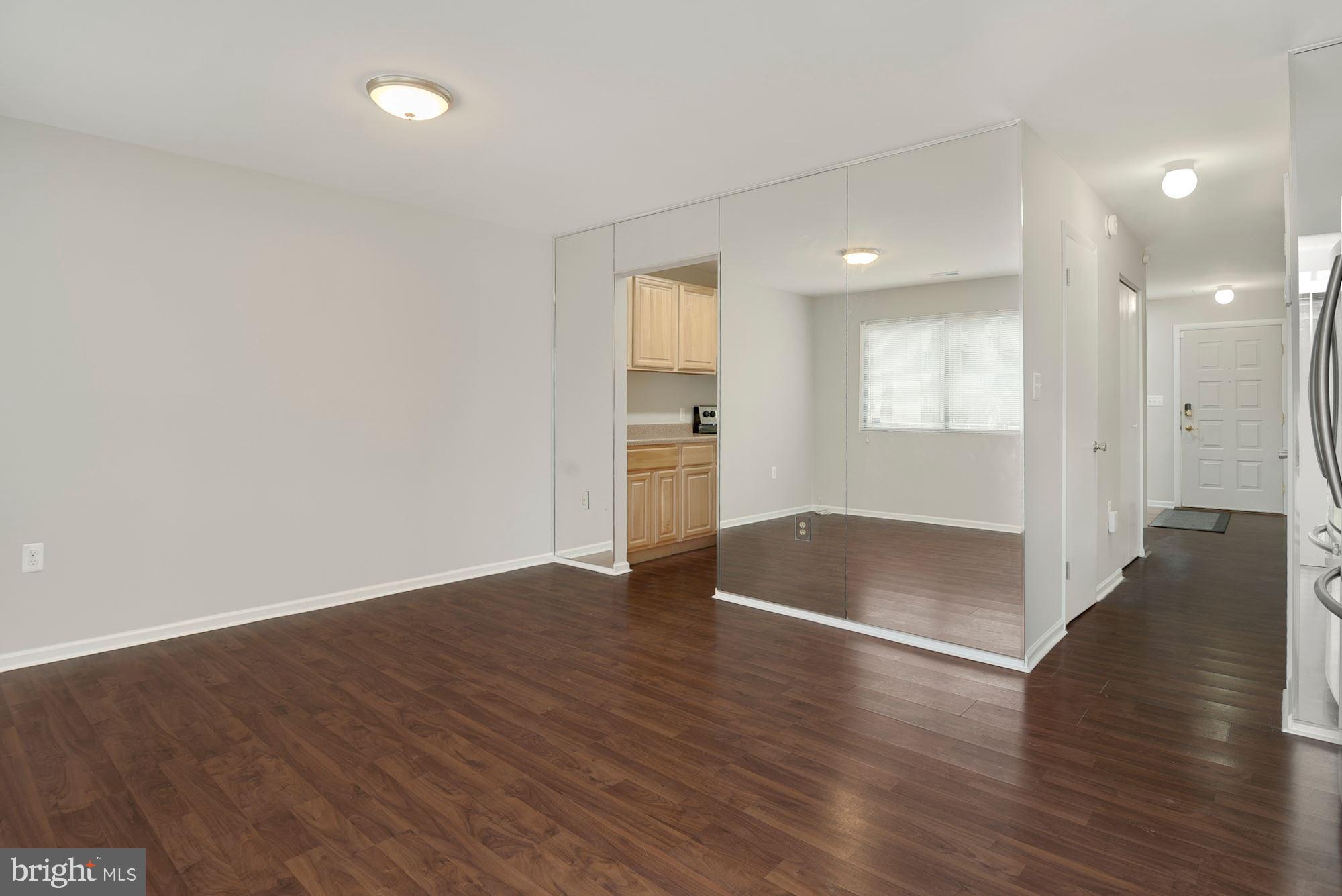 DEERFIELD - Residential Lease