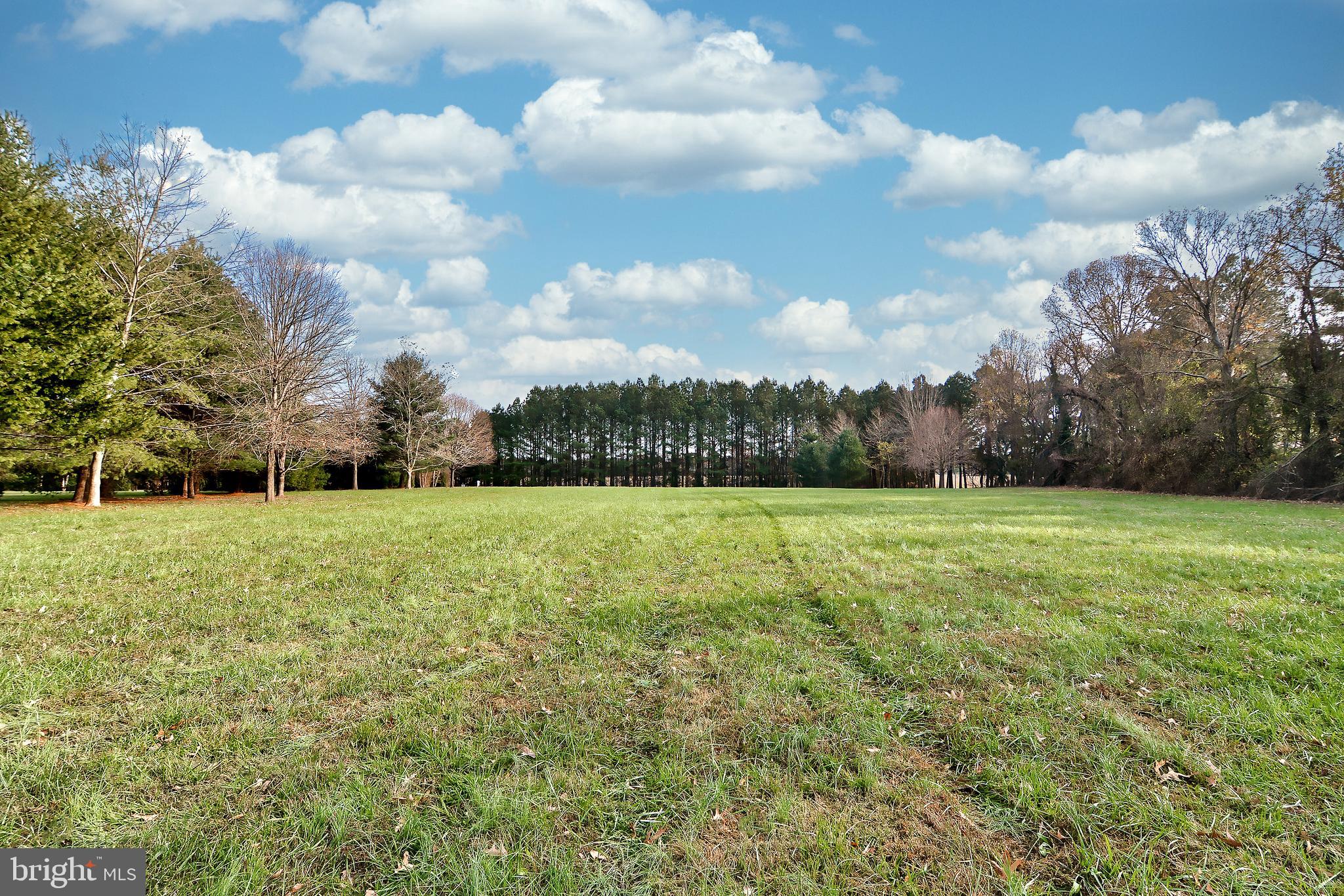 RATCLIFFE FARM - Land