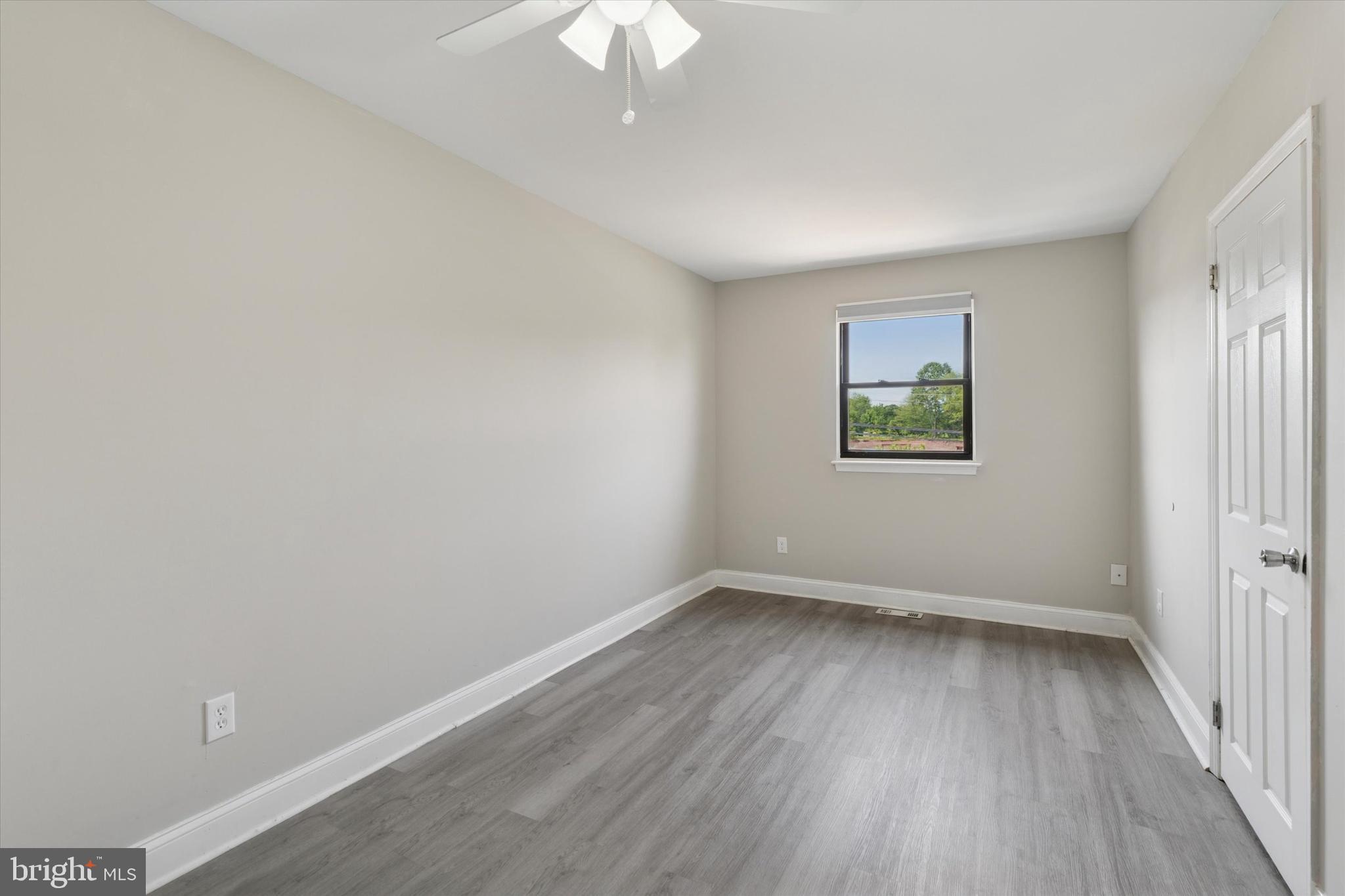 ORCHARD COURTS - Residential