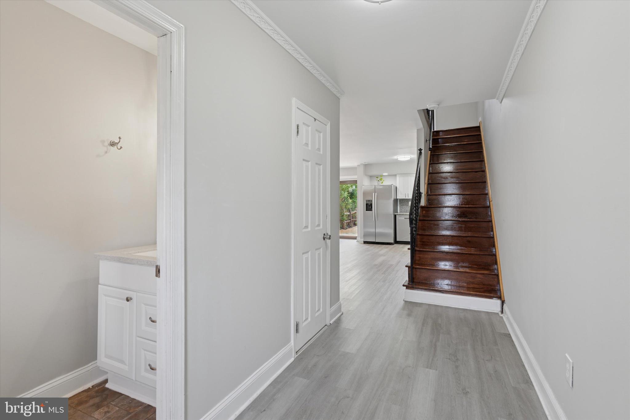 ORCHARD COURTS - Residential