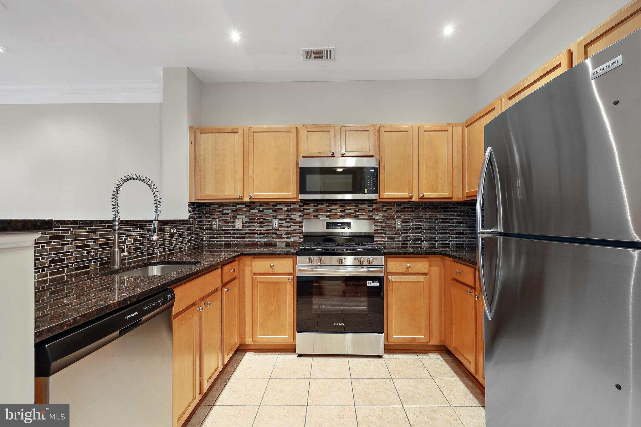 12000 MARKET STREET 284
