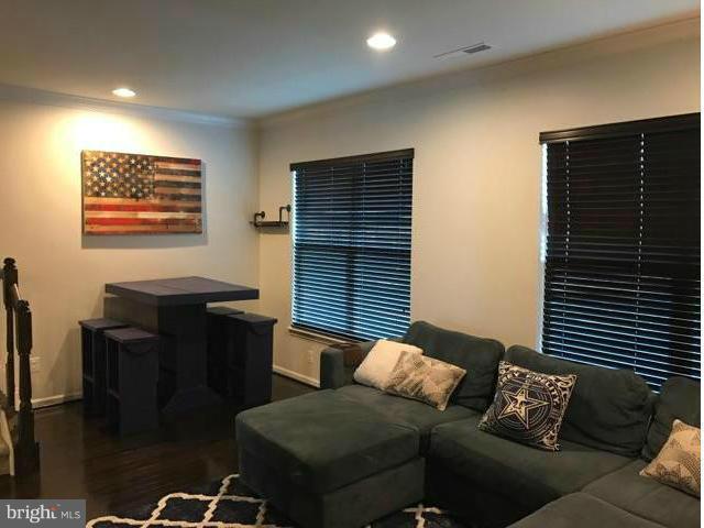 EAST GATE ONE - Residential Lease