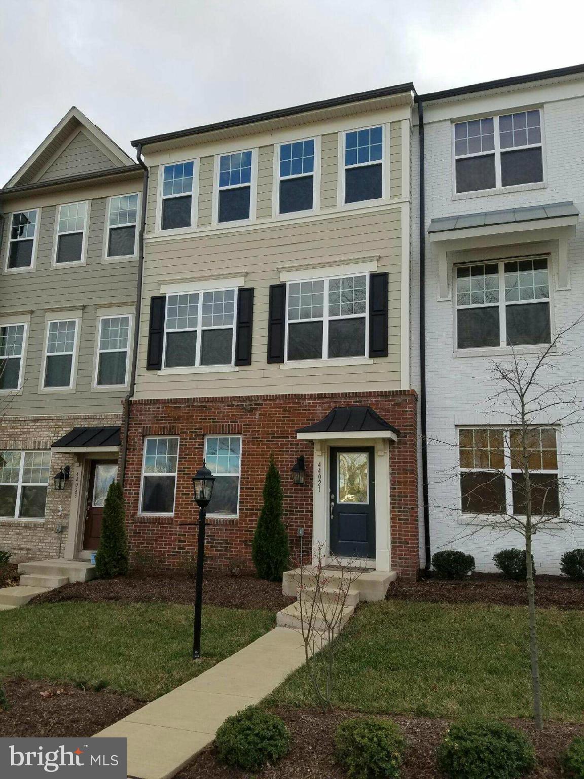 EAST GATE ONE - Residential Lease