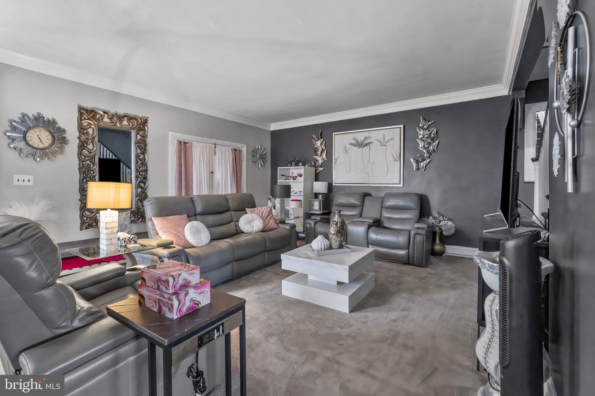 EDNOR GARDENS - LAKESIDE - Residential