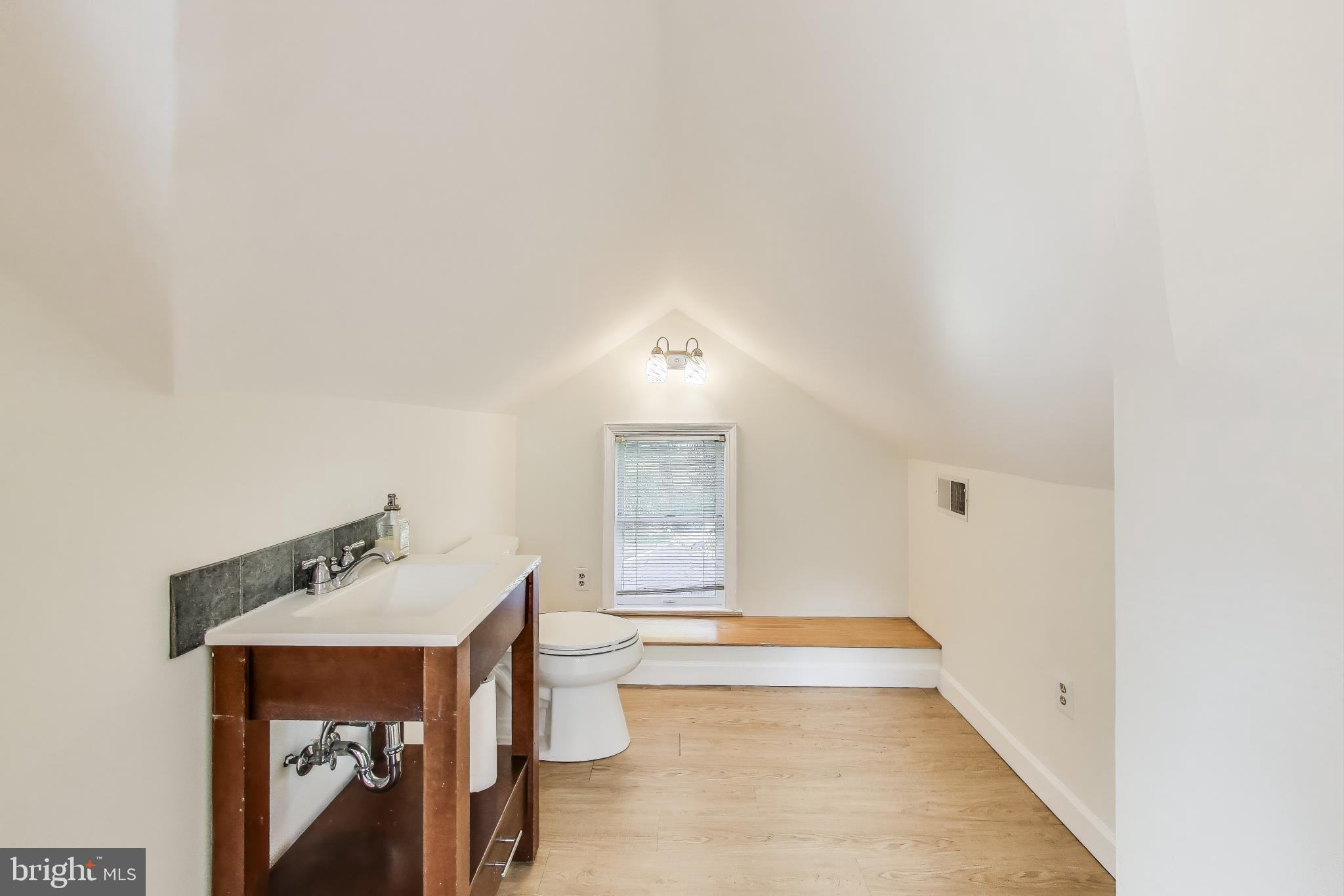 TAKOMA PARK - Residential