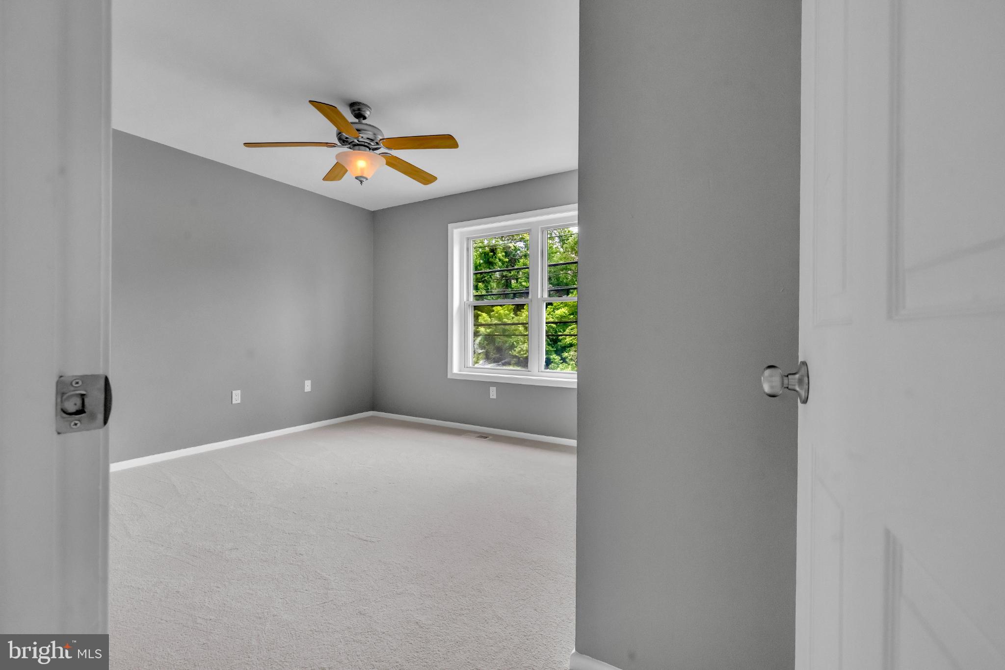 SPRING BRANCH ESTATES - Residential