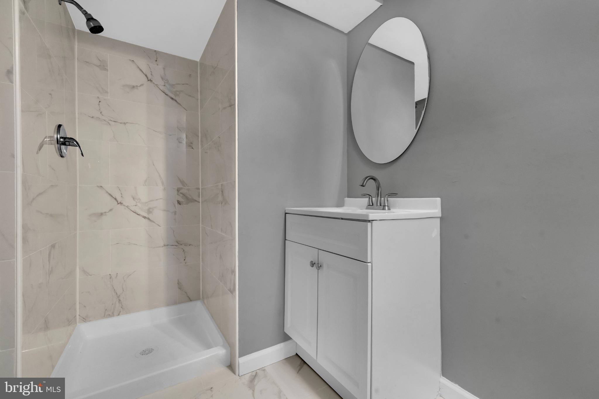 SPRING BRANCH ESTATES - Residential