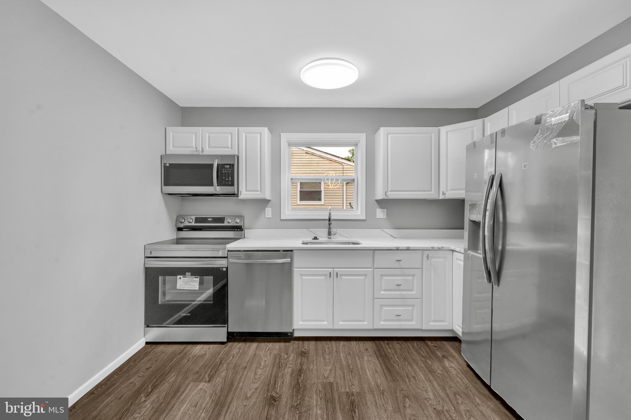 SPRING BRANCH ESTATES - Residential