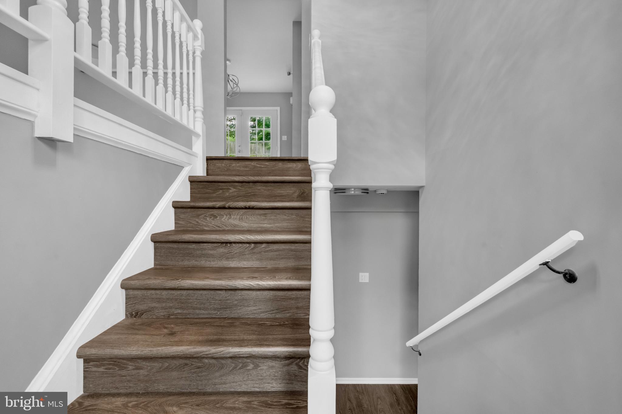 SPRING BRANCH ESTATES - Residential