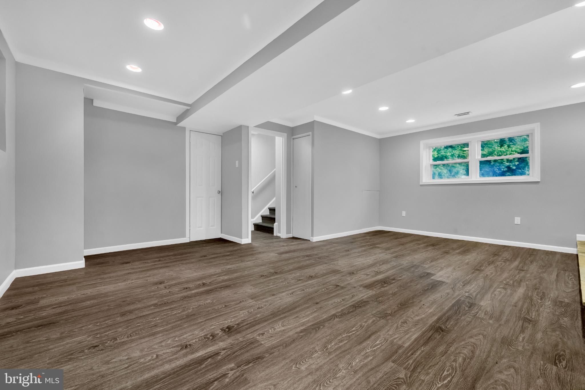 SPRING BRANCH ESTATES - Residential