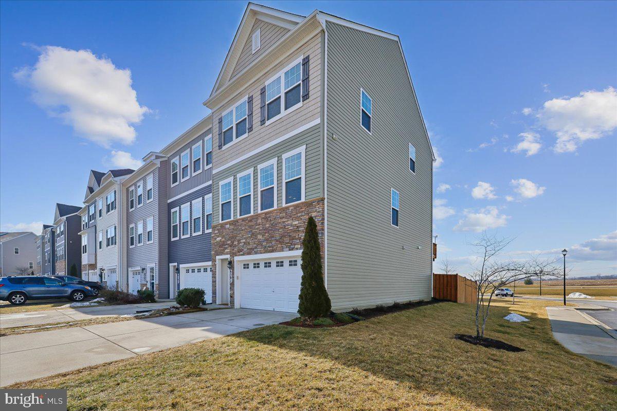 MANORS AT BALLENGER CREEK - Residential