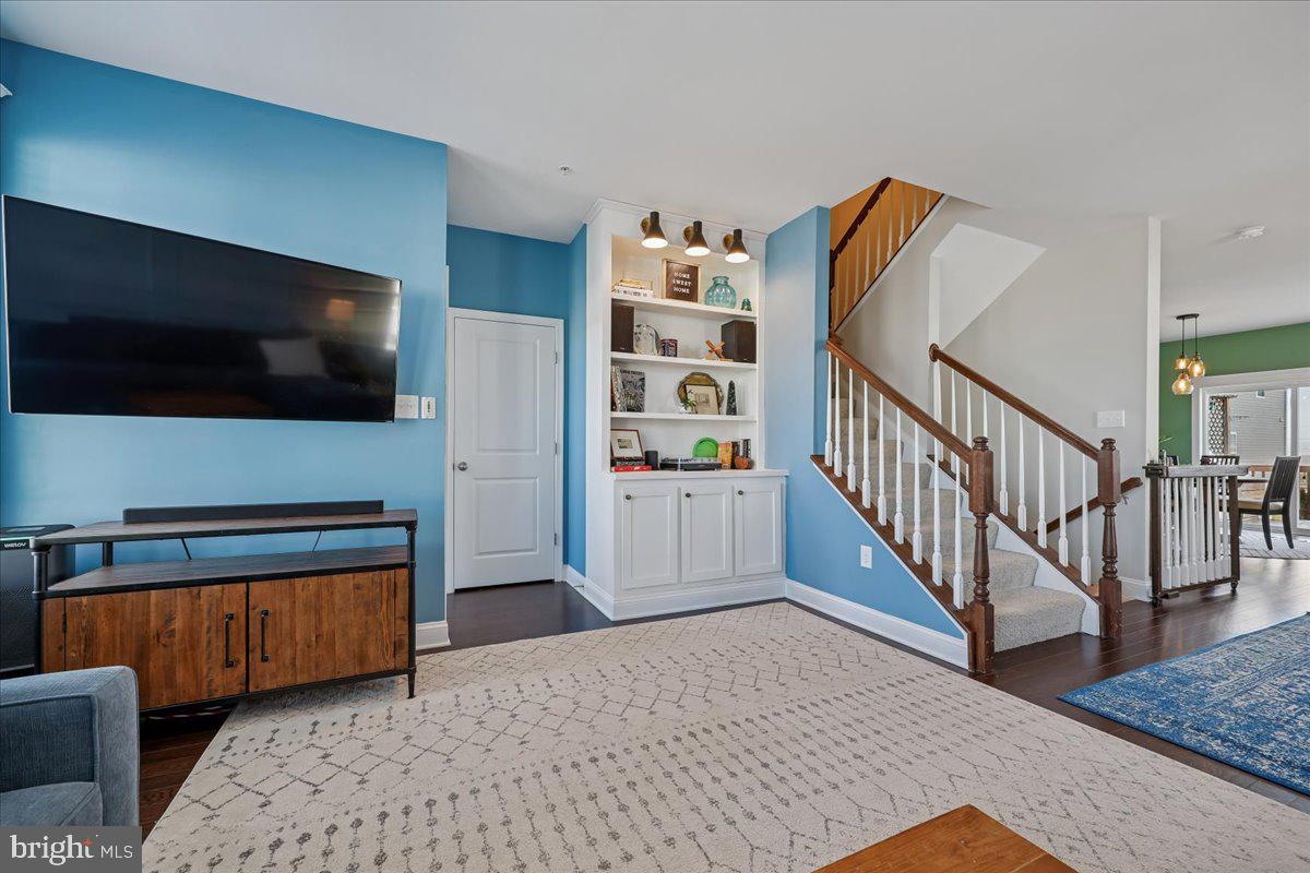 MANORS AT BALLENGER CREEK - Residential