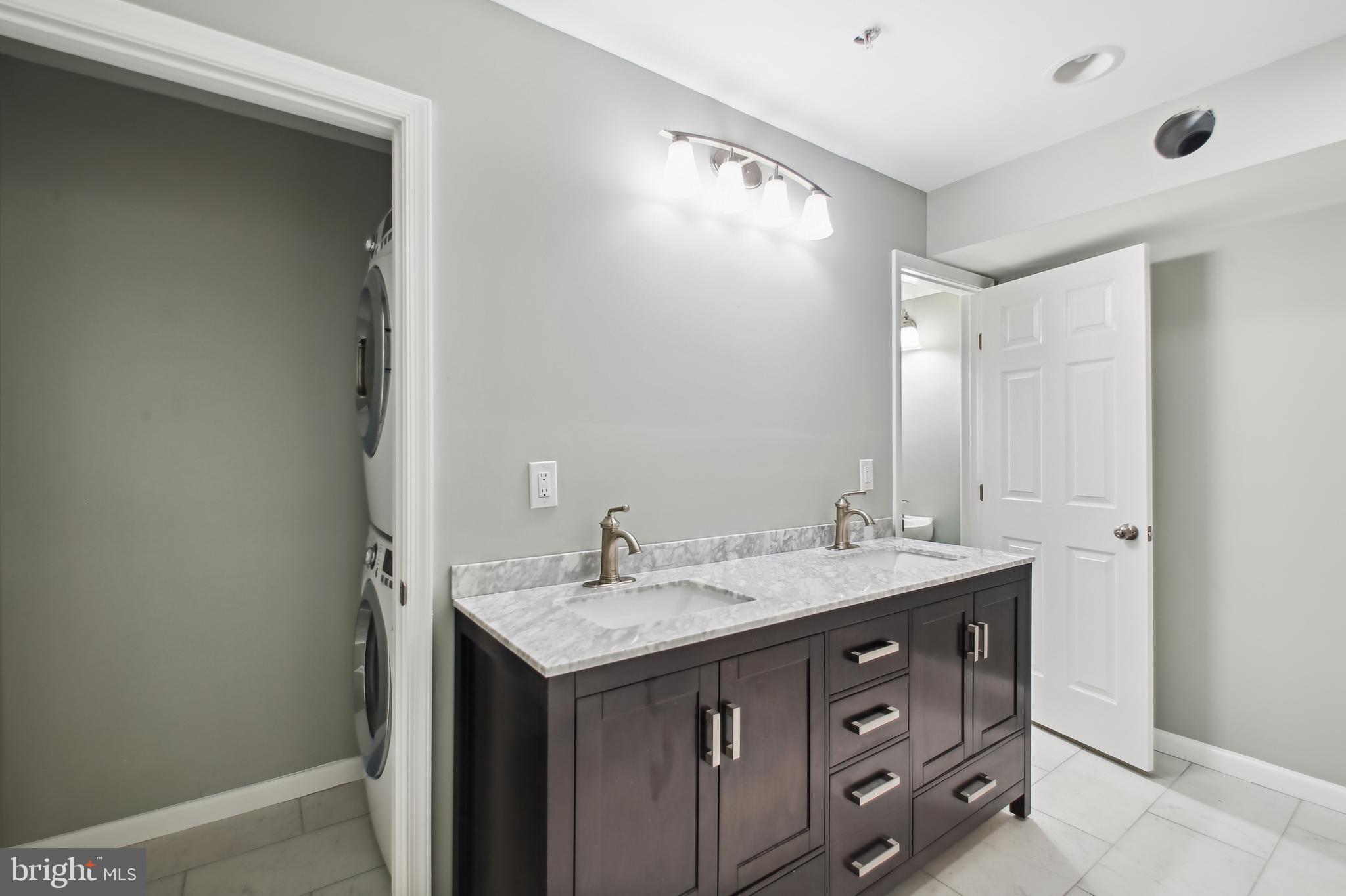 CROWNSVILLE - Residential