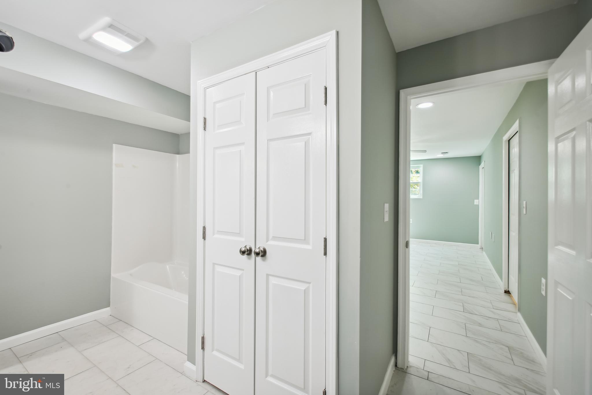 CROWNSVILLE - Residential